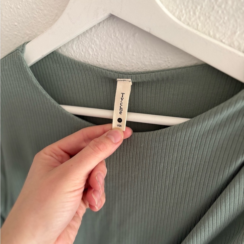 Vici Mint Long Sleeve Cut-Out Dress M - Picture 5 of 7